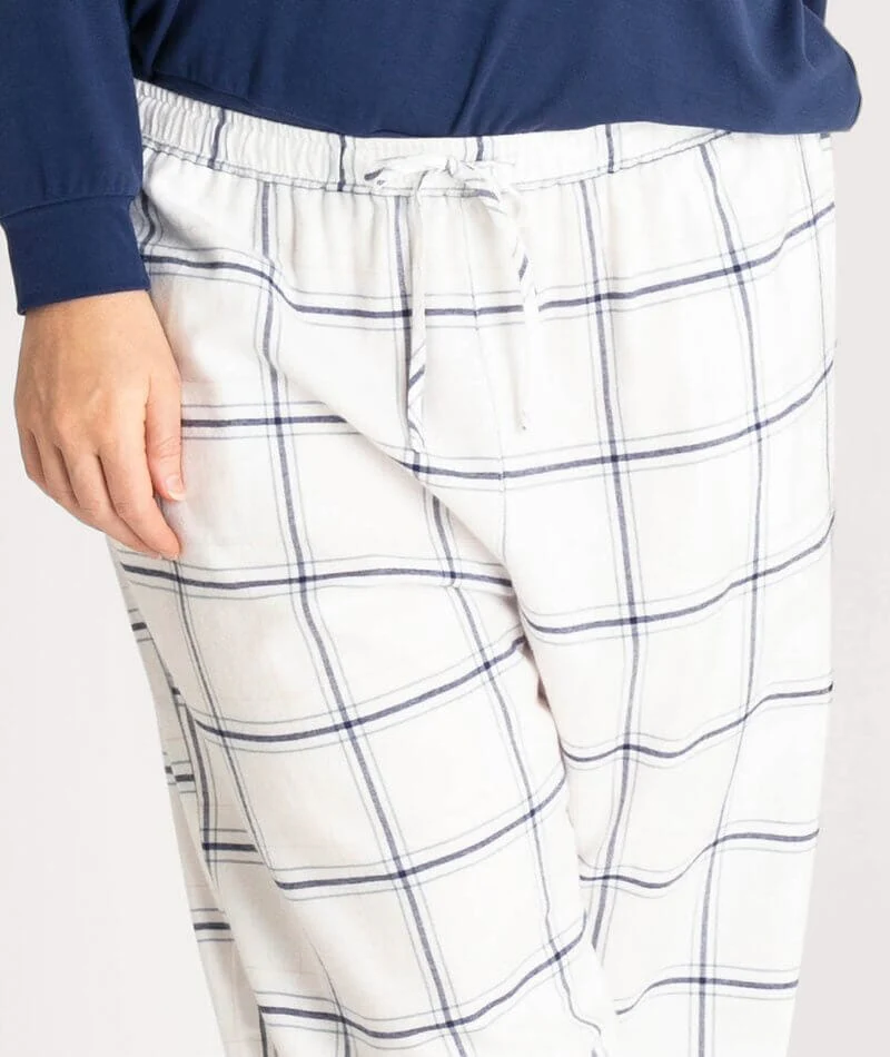 Ava & Audrey Amelia Brushed Cotton Pant - Ivory - Image 9
