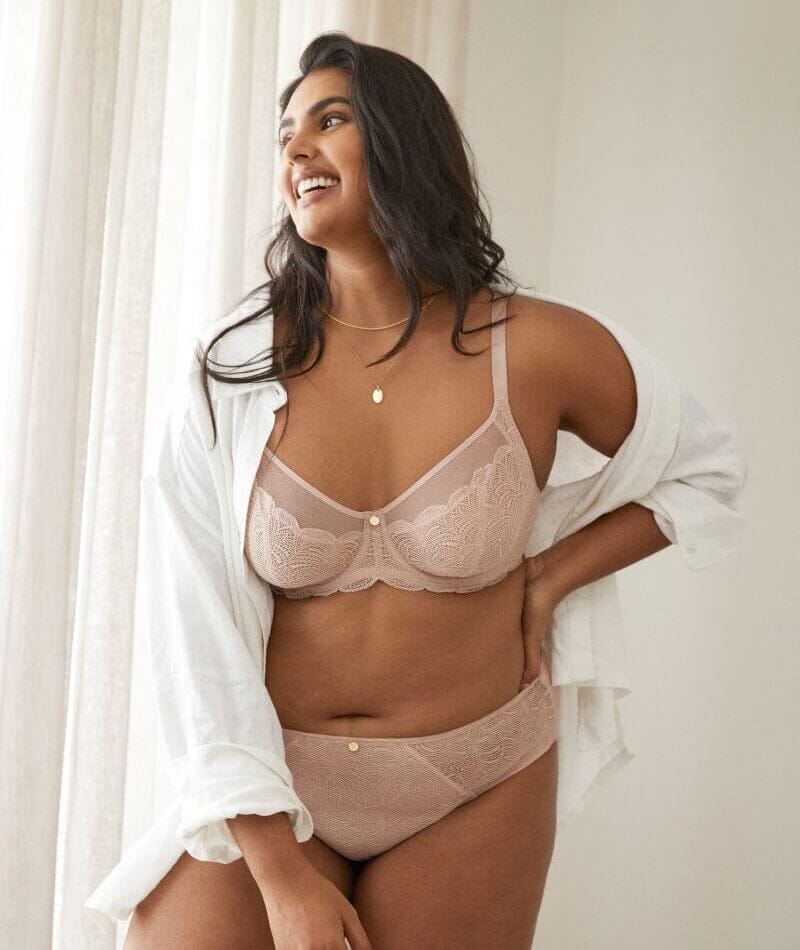 Berlei Lift & Shape Minimiser Bra - Nude Lace - Image 6
