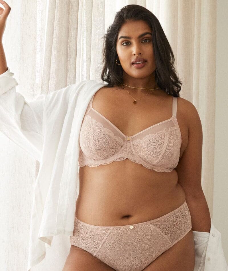 Berlei Lift & Shape Minimiser Bra - Nude Lace - Image 7