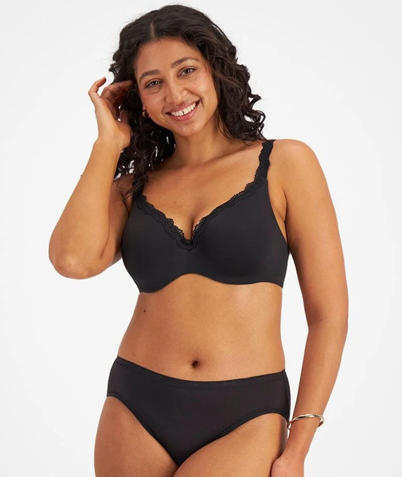 Berlei New Barely There Luxe Contour Bra - Black - Image 4