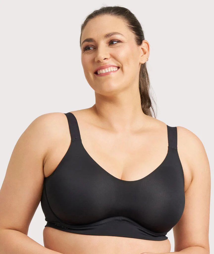 Berlei Smooth Power Underwire Sports Bra - Black - Image 5