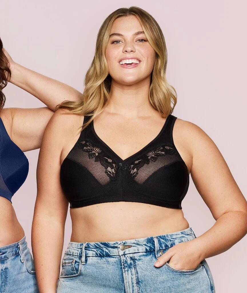 Glamorise Magiclift Minimizer Wire-Free Bra - Black - Image 4