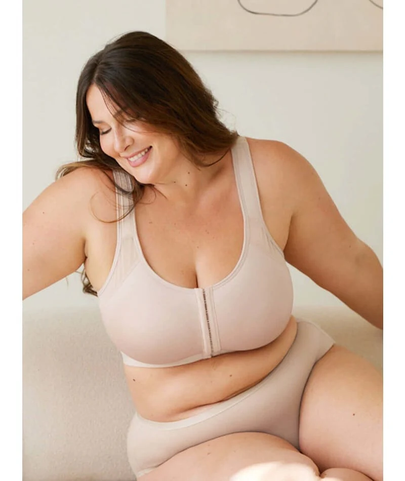 Leading Lady The Moira Front-Close Wirefree Posture Bra - Sand - Image 5