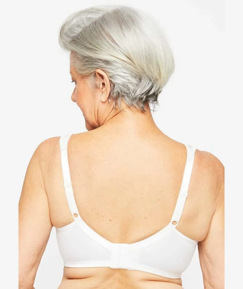 Playtex 18 Hour Ultimate Lift & Support Wire-Free Bra - White - Image 5