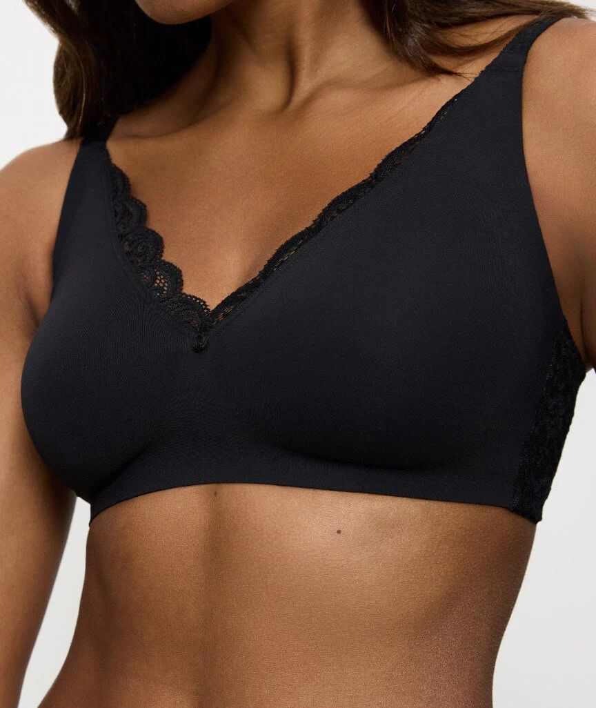 Triumph Amourette Wire-Free Minimizer Bra - Black - Image 3