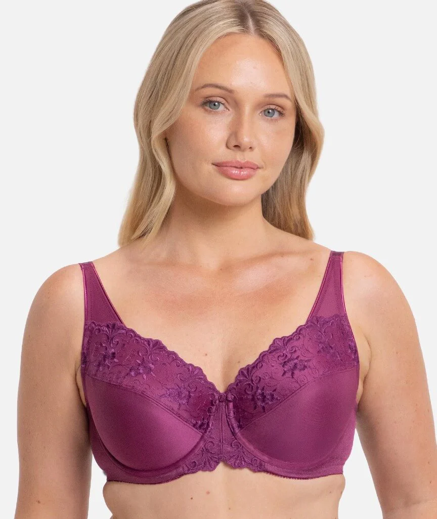 Triumph Embroidered Minimizer Bra - Flower Purple