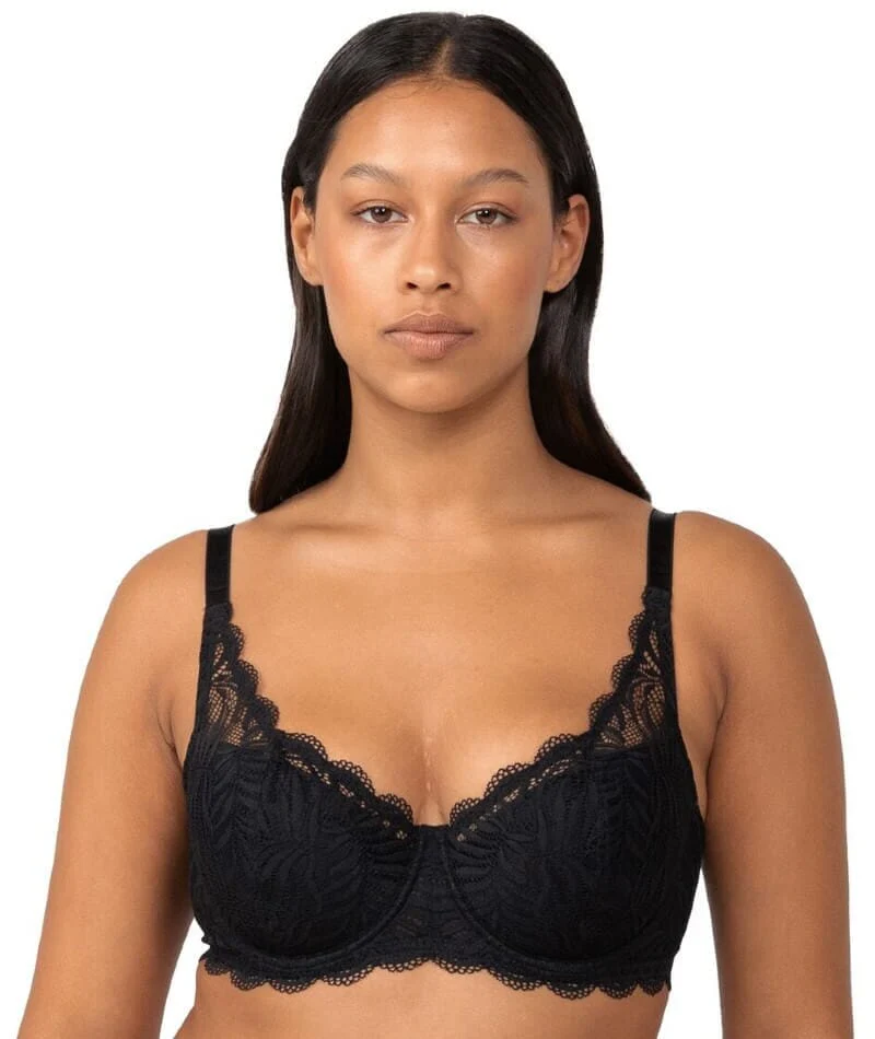 Triumph Essential Lace Underwire Half-Cup Padded Balconette Bra - Black