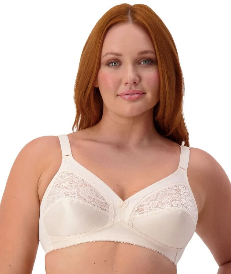 Triumph Kiss of Cotton Wire-free Bra - Fresh Powder - Image 2