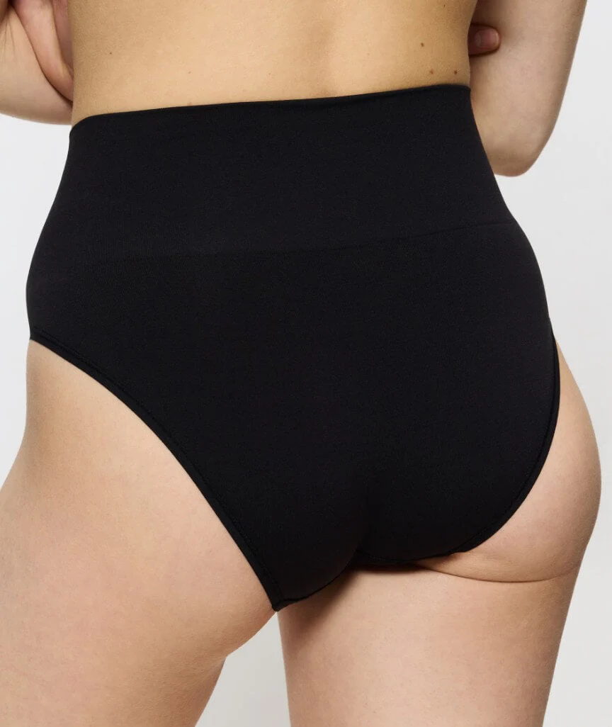 Triumph Soft Sculpt Bandeau Maxi Brief - Black - Image 2