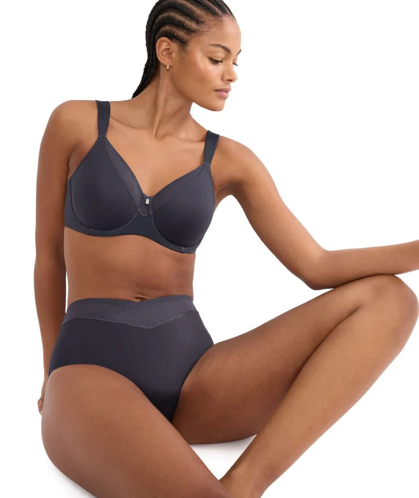 Triumph True Shape Sensation Minimiser Underwire Bra - Ink Gray - Image 4